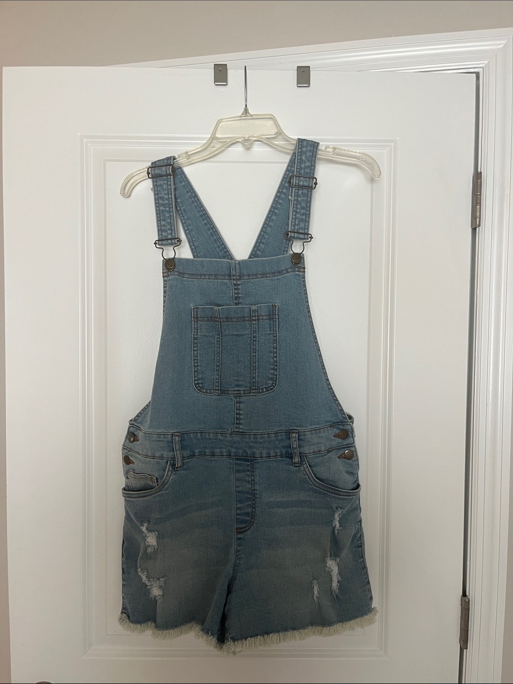 VENUS Light Blue Denim Short Overalls with Frayed Hem